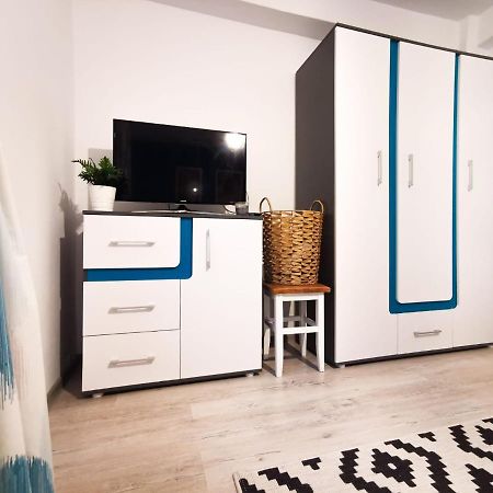 105500 Apartment Buşteni Buitenkant foto